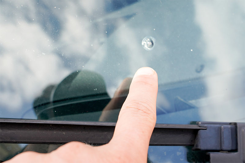 Steinschlag in der Windschutzscheibe – Reparatur von Matthias Koch